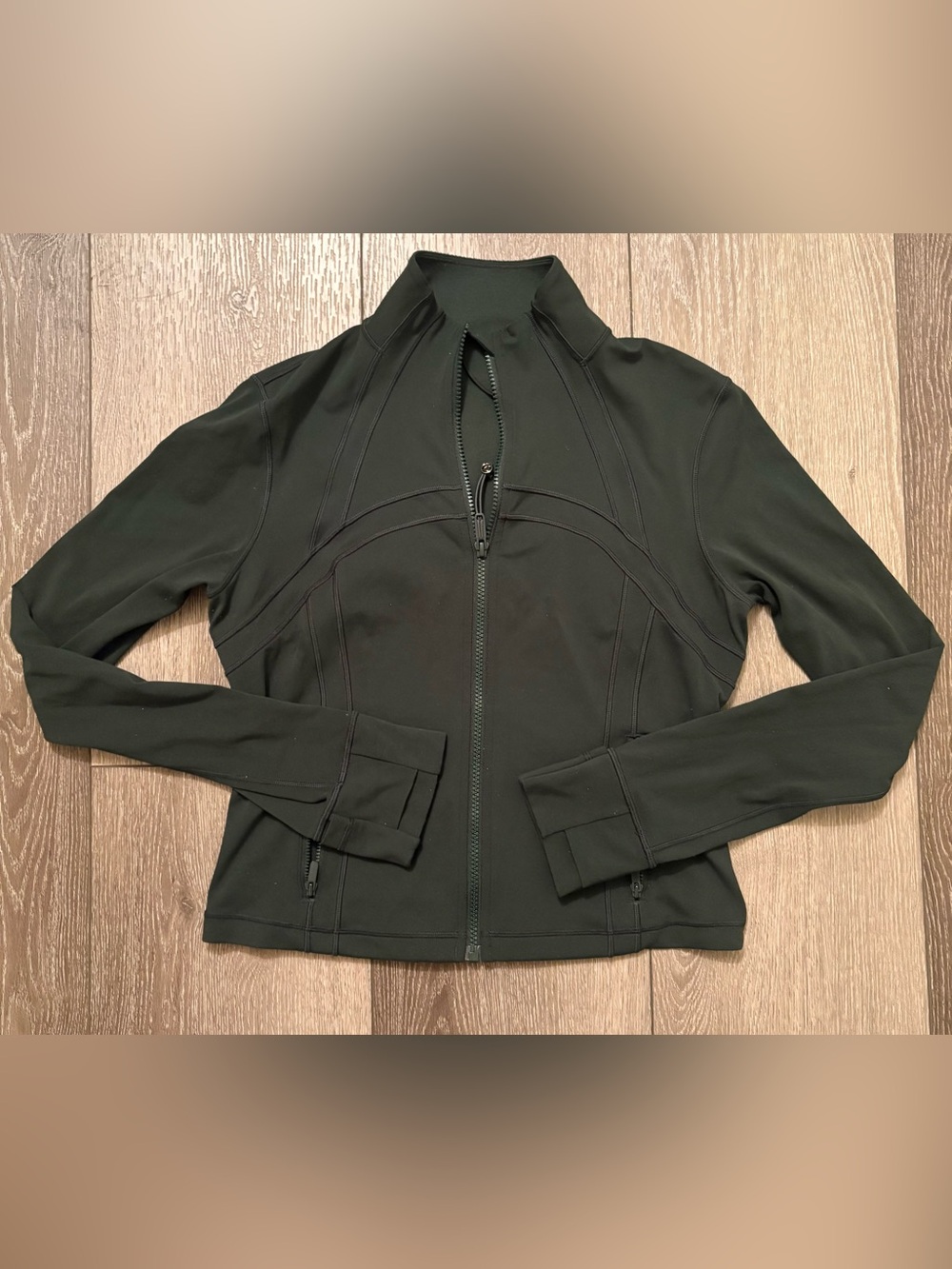 Lululemon Green Define Full Zip Jacket Size 10 Thumb Holes